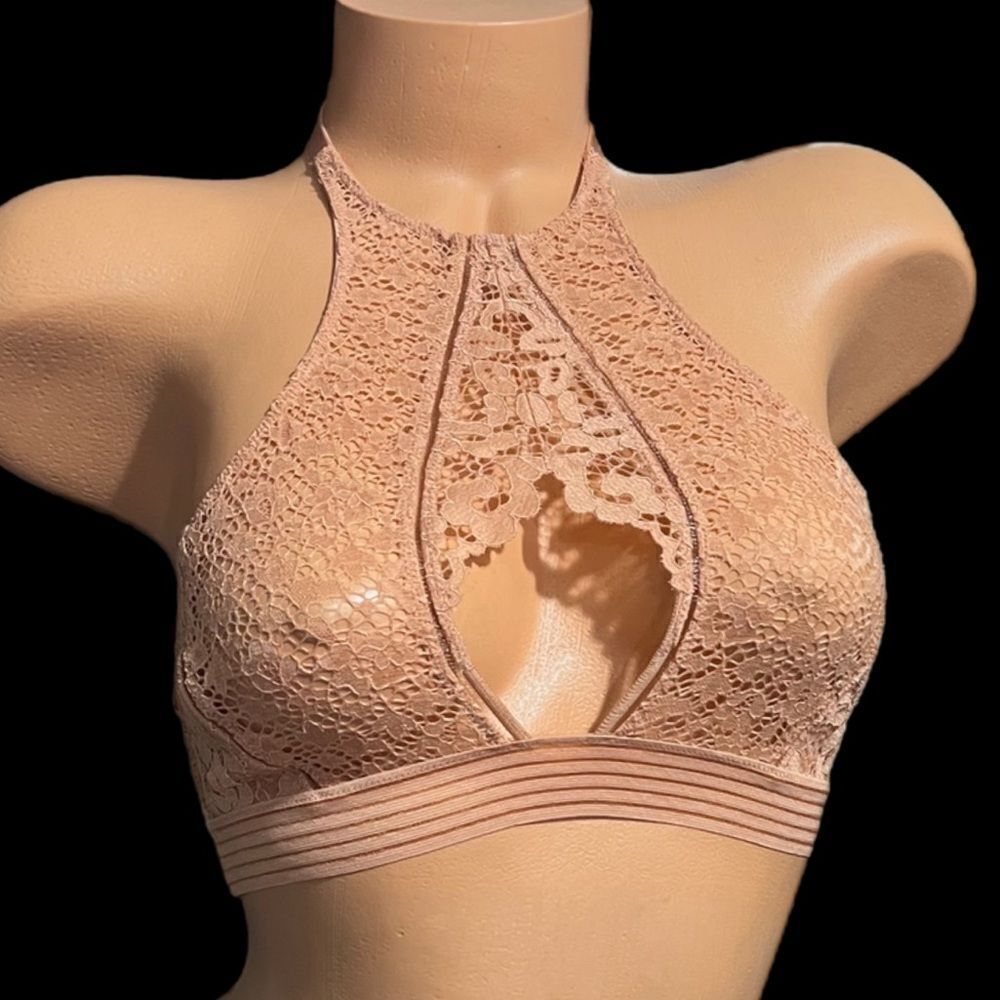 Victorias Secret very sexy keyhole unlined halter dusty peach bralette bra M